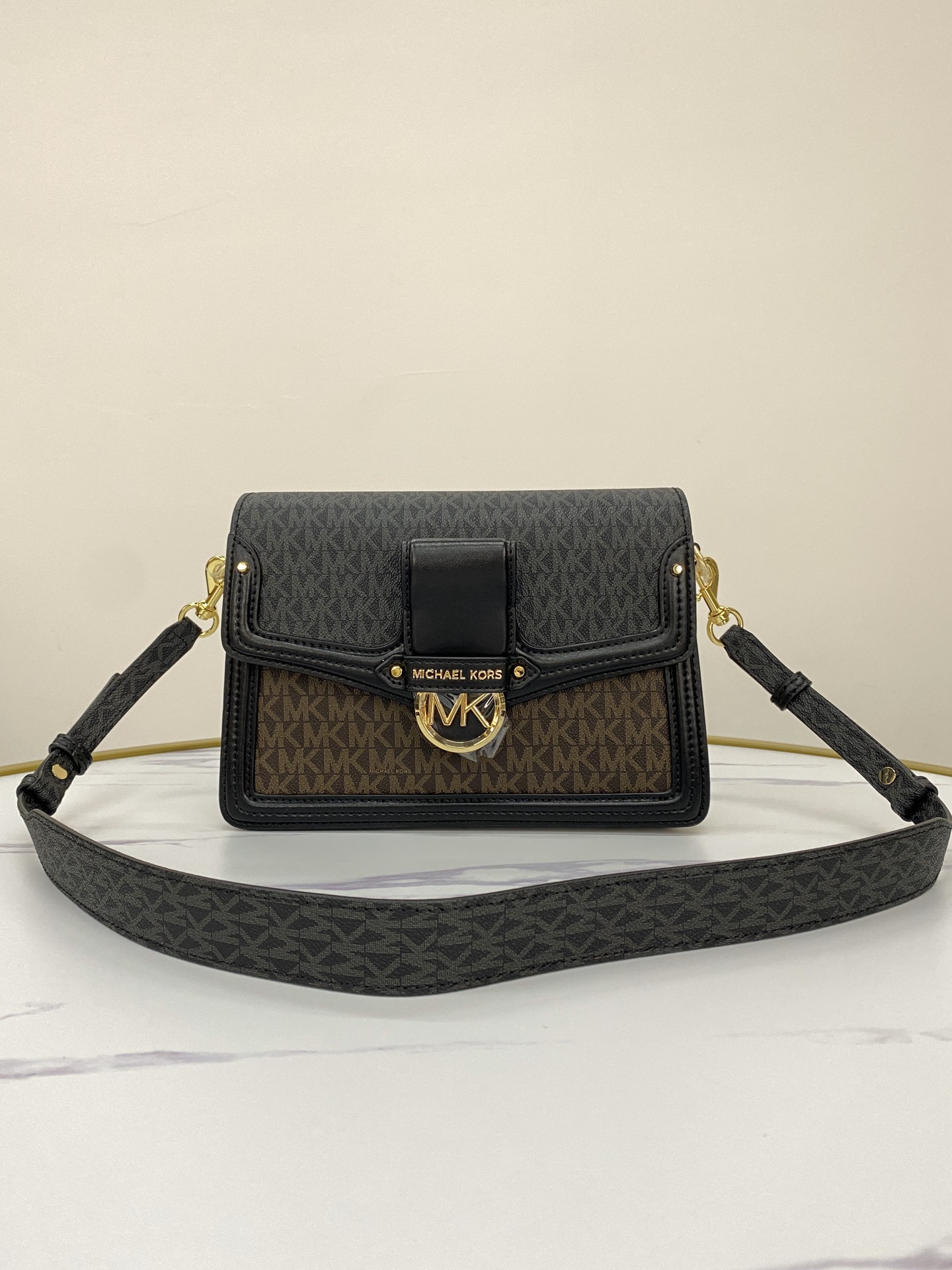 Michael Kors ～mk Jessie 女士单肩包，2020最新拼色老花酒神包