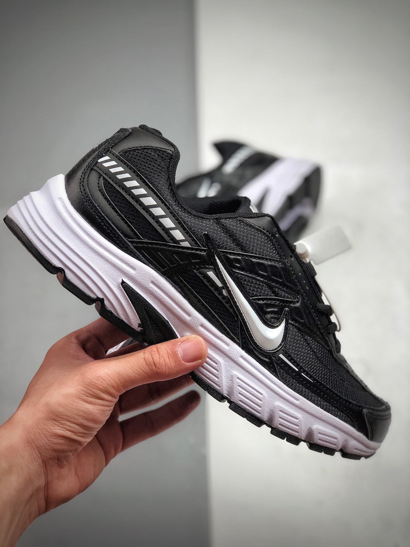 160 公司级/真标 Nike INITIATOR 耐克复古运动休闲鞋老爹跑步鞋  货号：394055-103