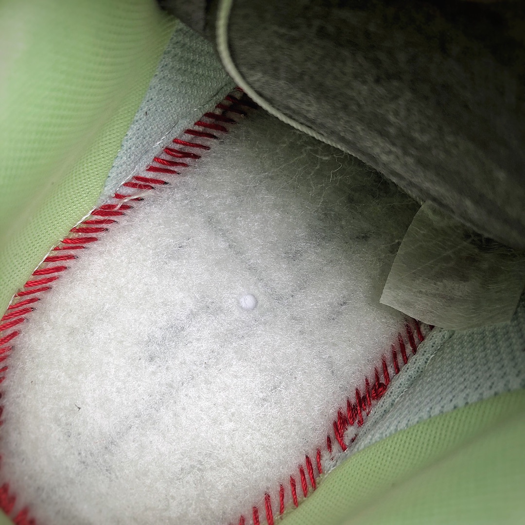 210 公司级耐克Nike Air Force 1 '07 LV8 空军一号低帮运动休闲板鞋 货号：CJ1379-100