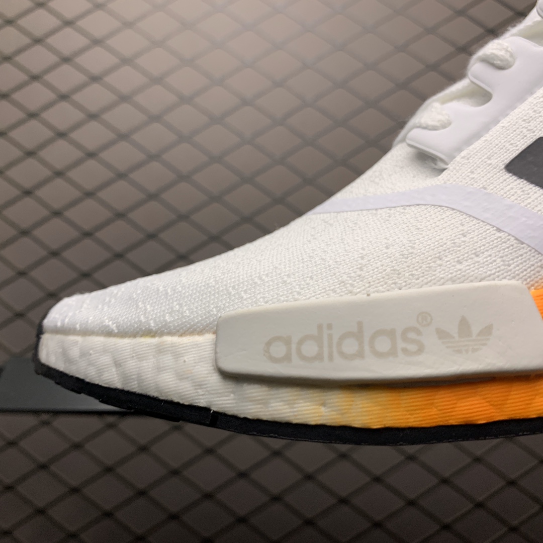 210 Adidas 阿迪达斯 NMD Boost 爆米花超弹中底 FV3648 针织网面休闲跑步鞋