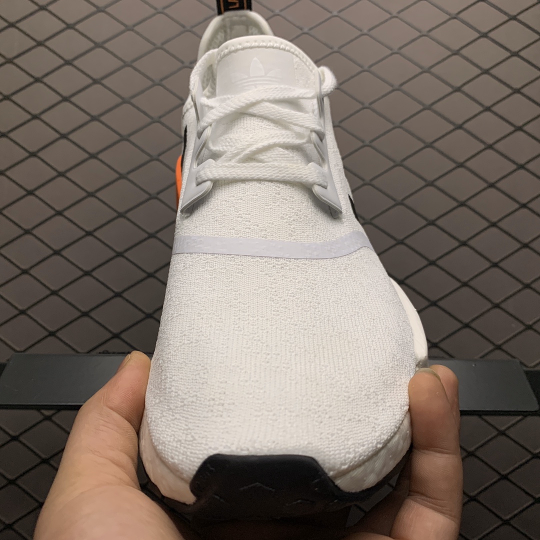 210 Adidas 阿迪达斯 NMD Boost 爆米花超弹中底 FV3648 针织网面休闲跑步鞋