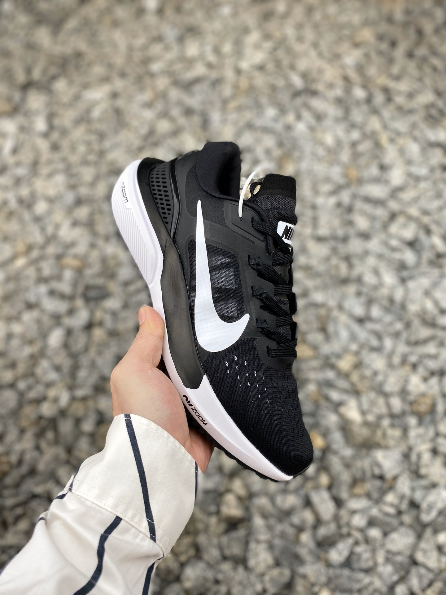 90170 公司级 耐克 nike air zoom vomero 15 登月15代 网