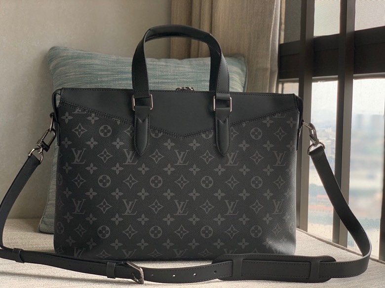 Louis Vuitton Get a batch of top-quality original briefcases with excellent price/performance ratio