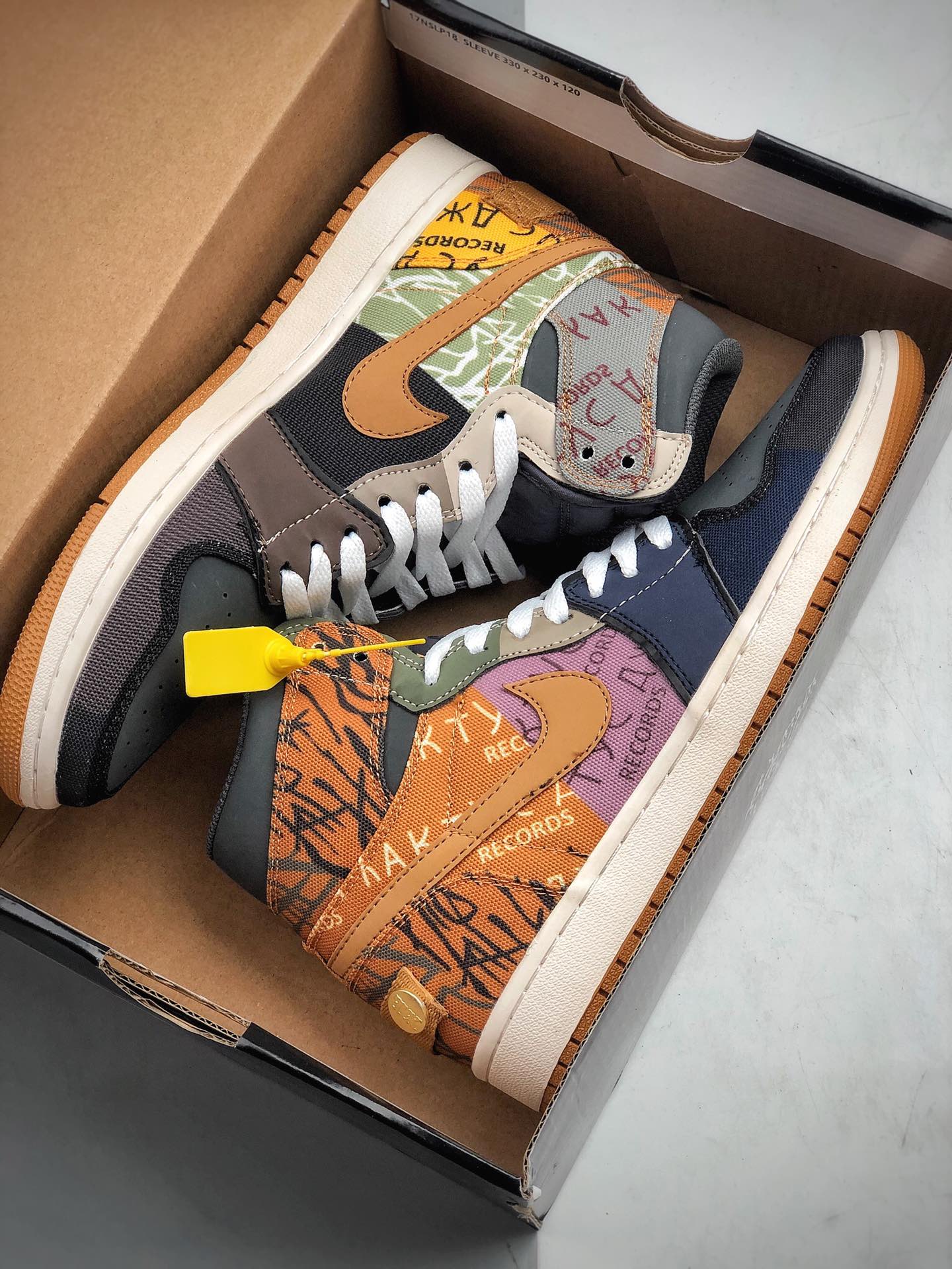 230 Travis Scott × Air Force 1‘07/ParaNoise空军高帮腰花果 683798 002