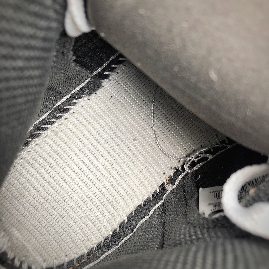 230 Travis Scott × Air Force 1‘07/ParaNoise空军高帮腰花果 683798 002