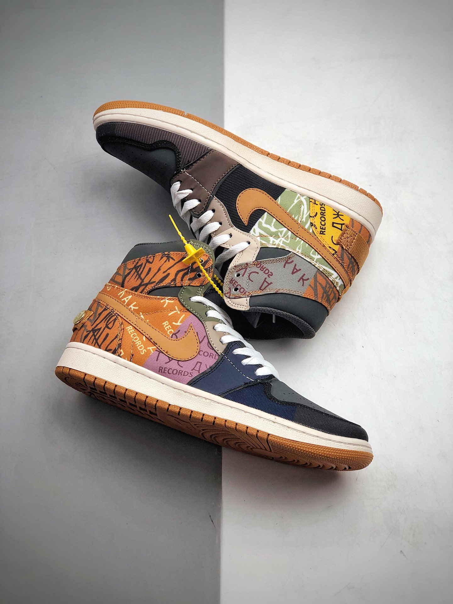 230 Travis Scott × Air Force 1‘07/ParaNoise空军高帮腰花果 683798 002