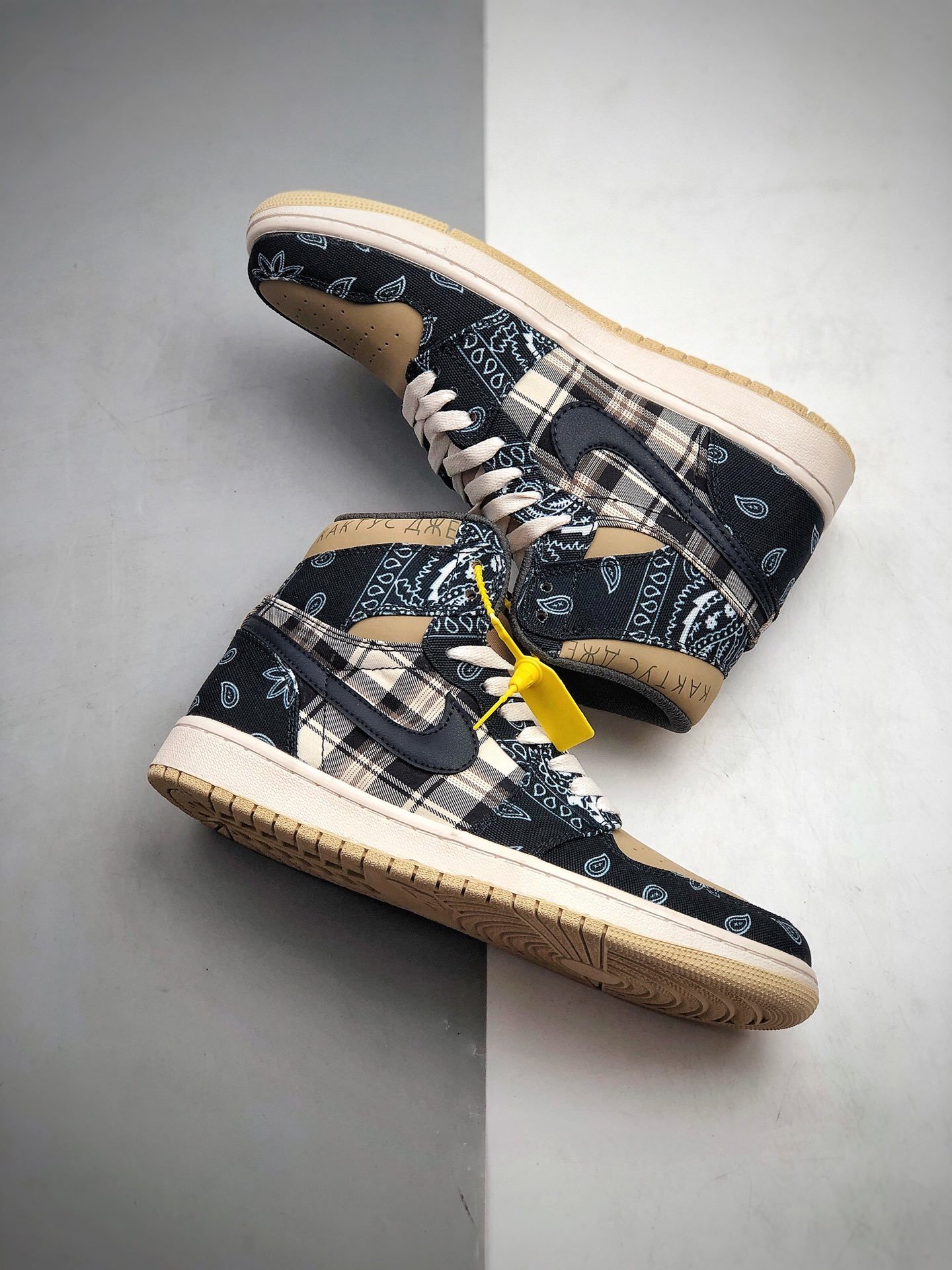 230 公司级版本 Travis Scott × Air Jordan 1 AJ1高帮联名683798-001-莆田鞋,莆田鞋货源,高仿鞋,高仿鞋货源,安福档口,莆田高仿鞋,莆田鞋批发,高仿鞋批发,莆田高仿运动鞋,高仿运动鞋,莆田运动鞋 230 公司级版本 Travis Scott × Air Jordan 1 AJ1高帮联名683798-001