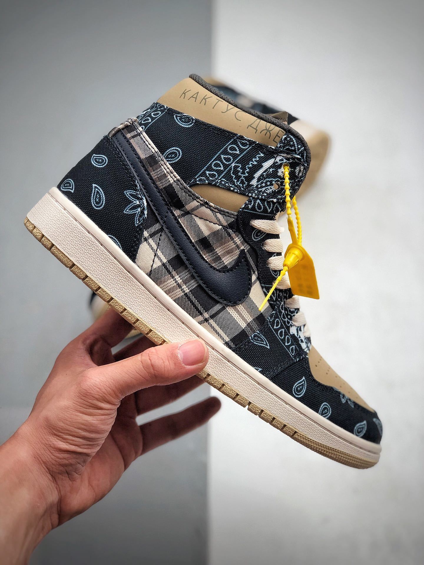 230 公司级版本 Travis Scott × Air Jordan 1 AJ1高帮联名683798-001-莆田鞋,莆田鞋货源,高仿鞋,高仿鞋货源,安福档口,莆田高仿鞋,莆田鞋批发,高仿鞋批发,莆田高仿运动鞋,高仿运动鞋,莆田运动鞋 230 公司级版本 Travis Scott × Air Jordan 1 AJ1高帮联名683798-001