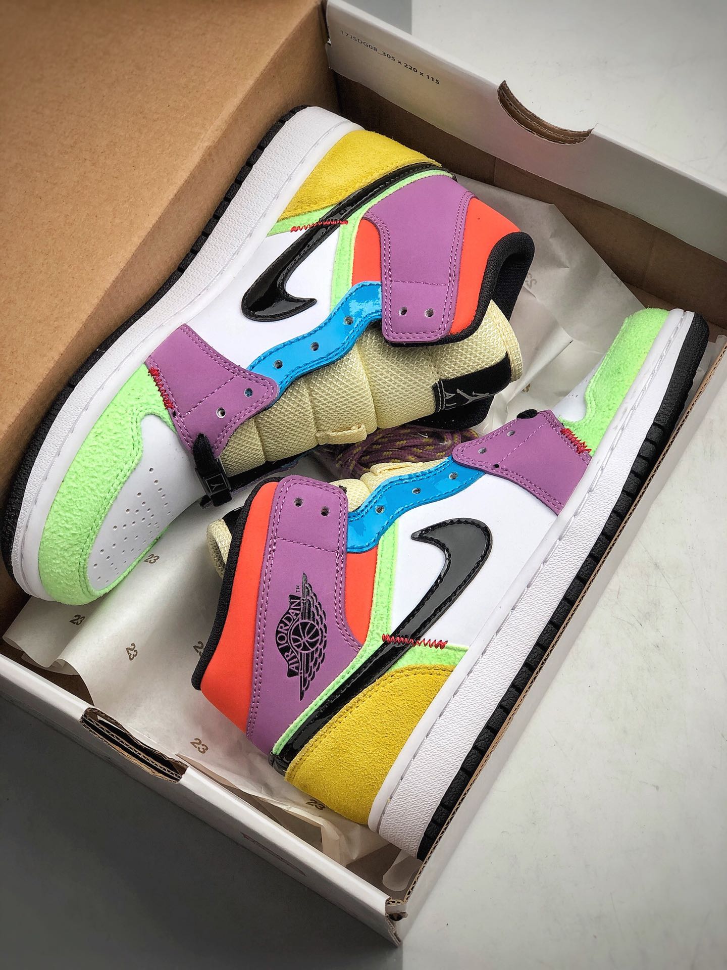 300  乔1 乔丹/Air Jordan AJ1 aj1 乔丹1代 乔1 乔丹1代低帮系列 Air Jordan 1 Mid “Multicolor”  TD 货号：CW1140-100