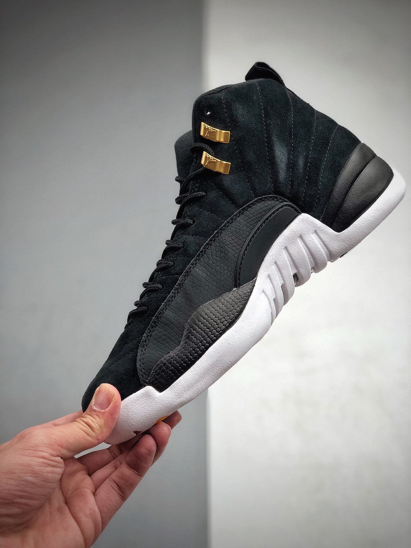 特价260 纯原版本 乔丹12 Air Jordan 12 Reverse Taxi AJ12乔12 出租车黑金扣 反转   货号：130690-017