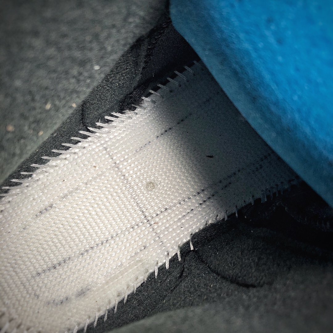 特价260 纯原版本 乔丹12 Air Jordan 12 Reverse Taxi AJ12乔12 出租车黑金扣 反转   货号：130690-017