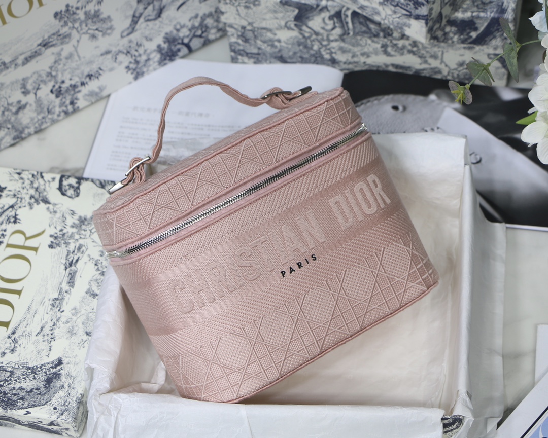 Pink Cosmetic Bag Handheld Bucket Bag Embroidered Logo Toiletry Bag
