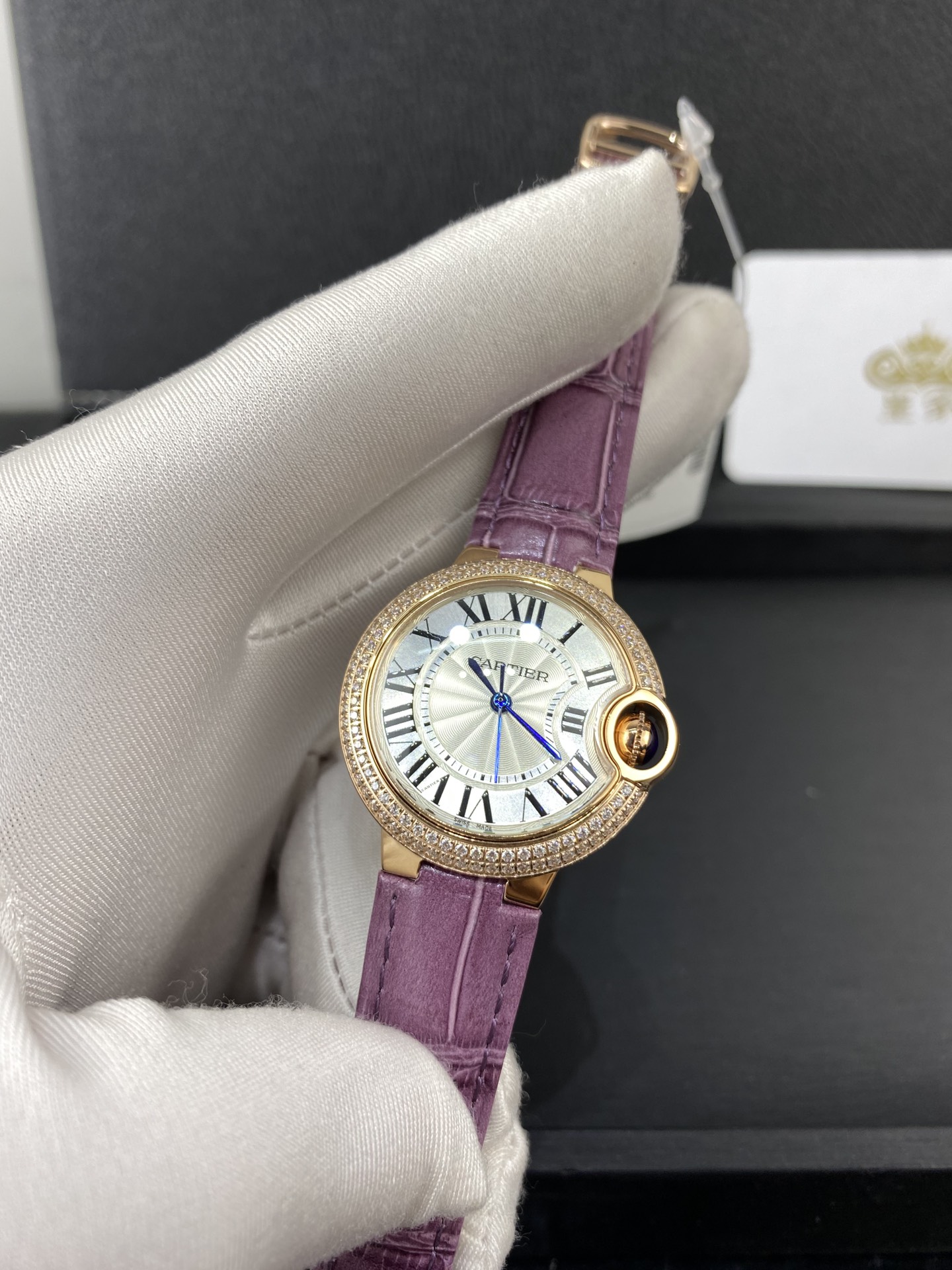 Cartier 皇家 卡地亚蓝气球系列女款镶钻腕表