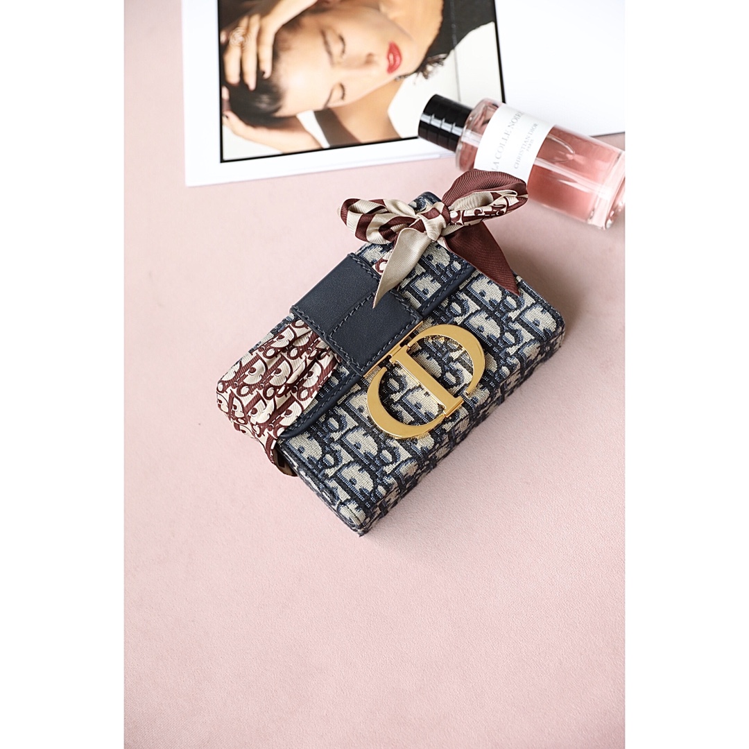 ¡Haz arreglos rápidamente! Presbicia 𝑚 𝑛 𝑏𝑜♥bag🌱 ♥️♥️♥️ Haga un pedido ahora y obtenga una 𝕥𝕨𝕚𝕝𝕝𝕪 cinta🎀 pa…