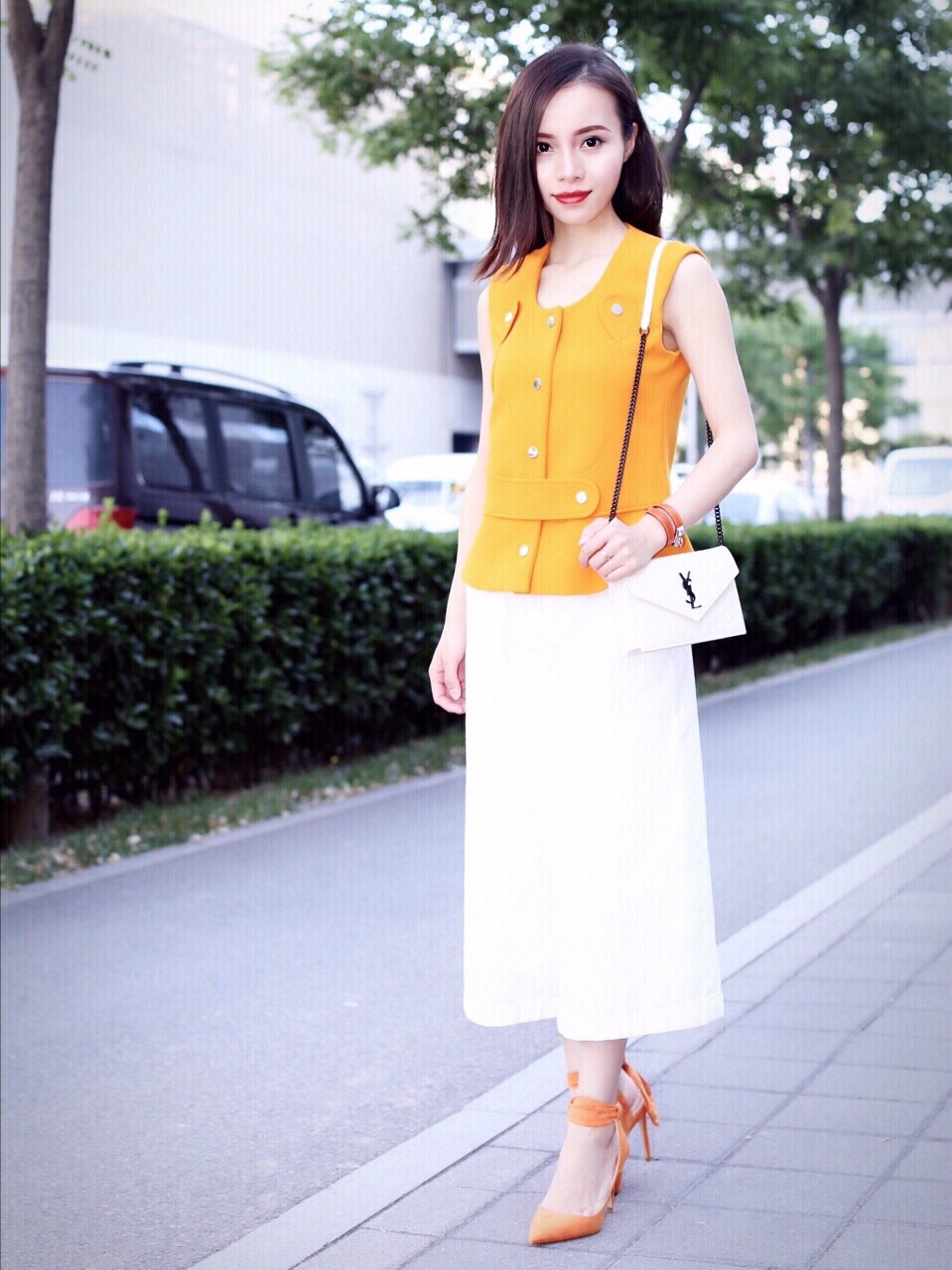 Saint laurent Ysl woc19小号信封包 393953白色黑扣