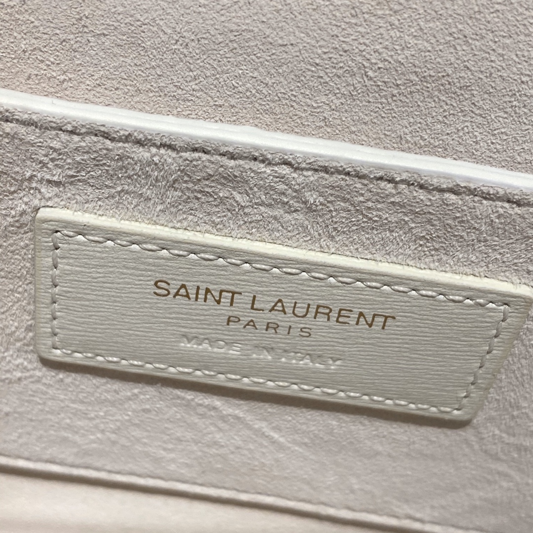 路易威登 Louis Vuitton 高定典藏名品高定成衣时装外套连衣裙衬衫T恤 #F46FB9AD 4