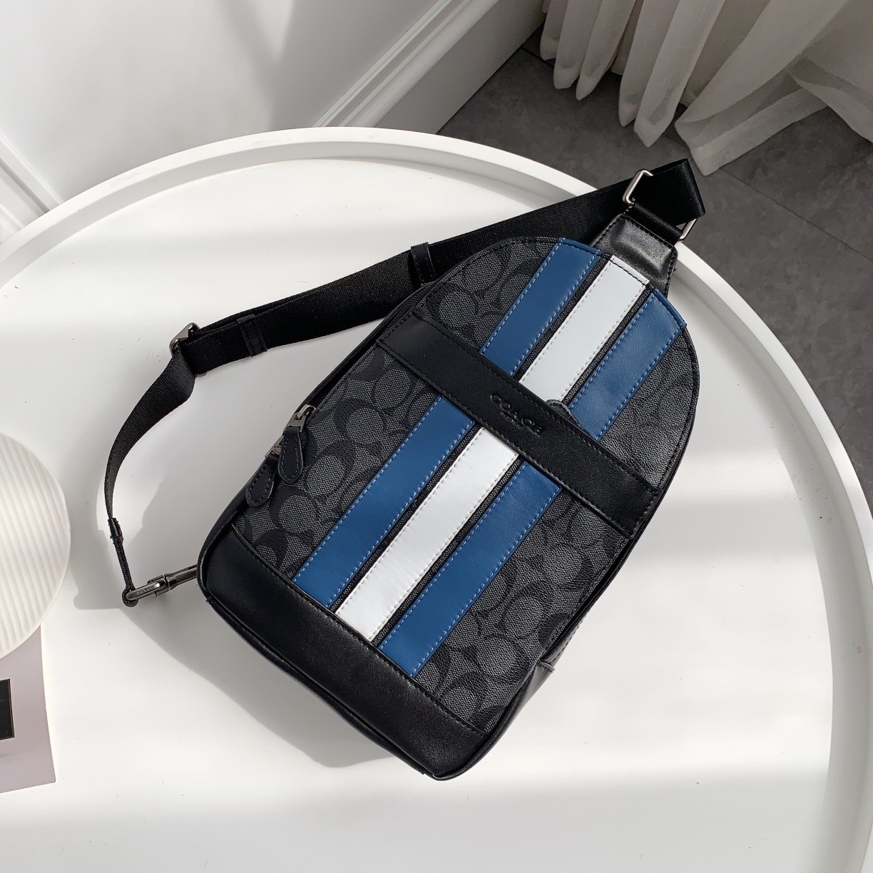 Coach C家 F26067PVC 配牛皮 男士拼色胸包 正面头层牛皮 背面透气尼龙布