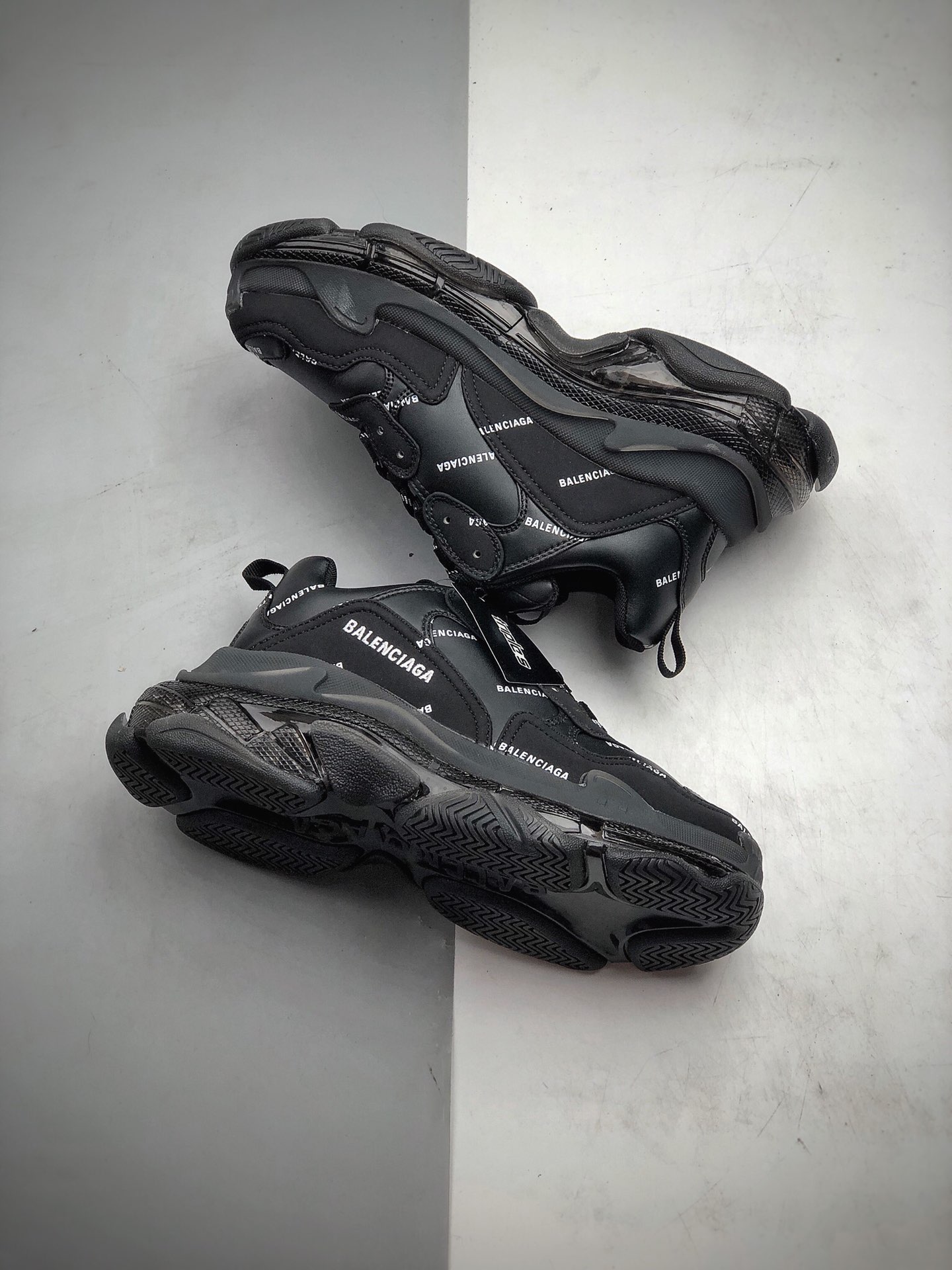 550 【i8金标】Balenciaga Triple S 纯黑弹幕气垫系列 巴黎世家 19官方发售版本