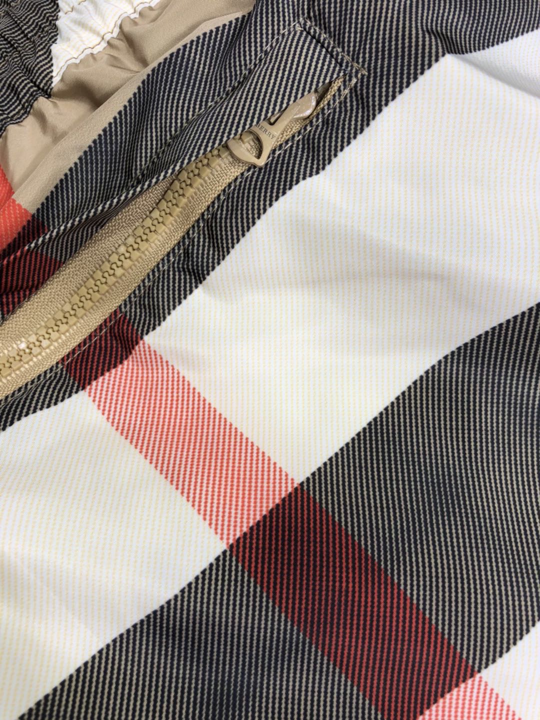 버버리 남성 반바지 136797 Burberry Shorts 썸네일 이미지