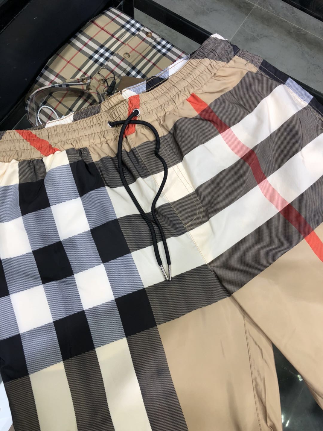 버버리 남성 반바지 136797 Burberry Shorts 썸네일 이미지