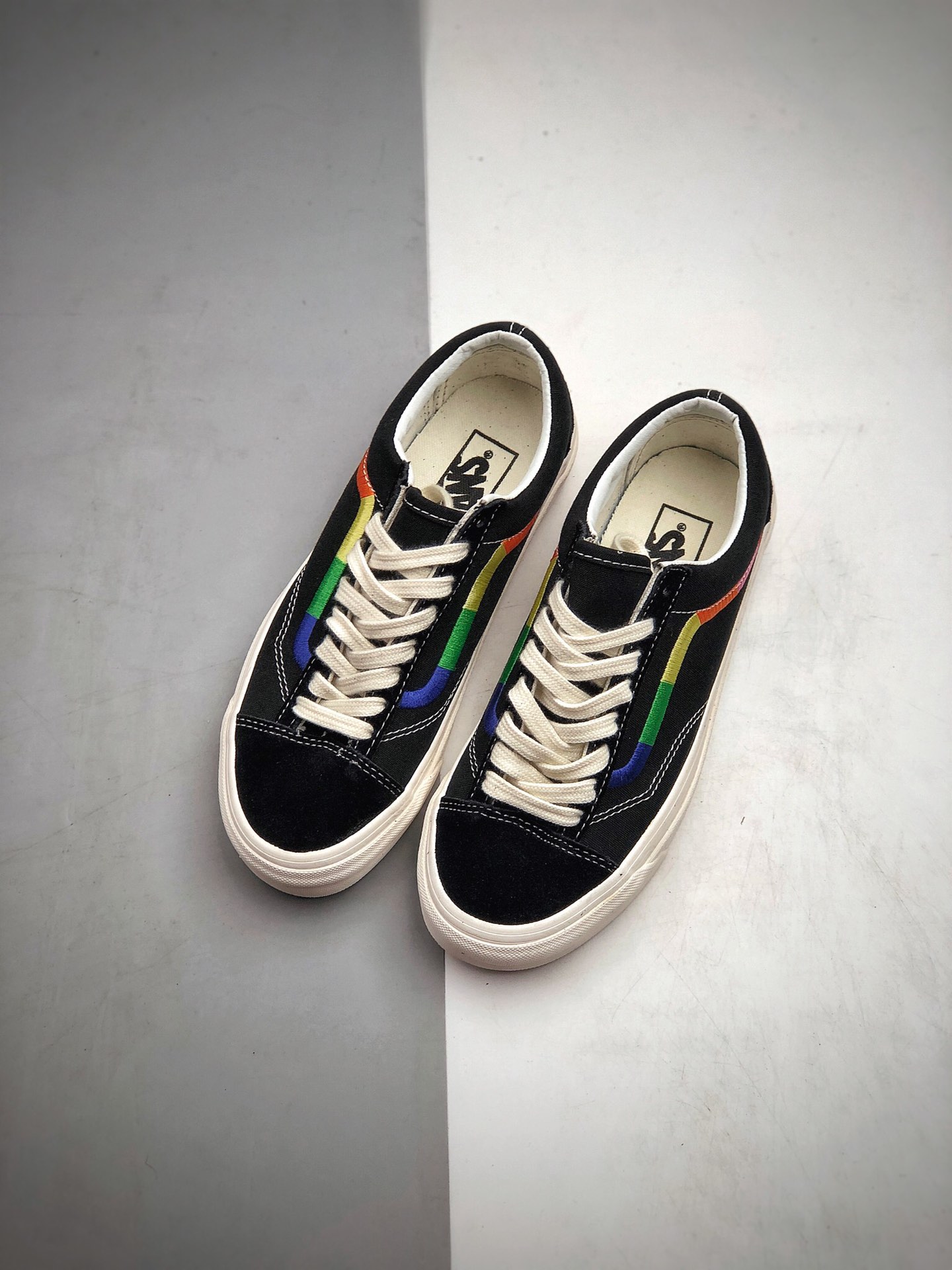 160 海外限定Vans  Style 36  权志龙小头