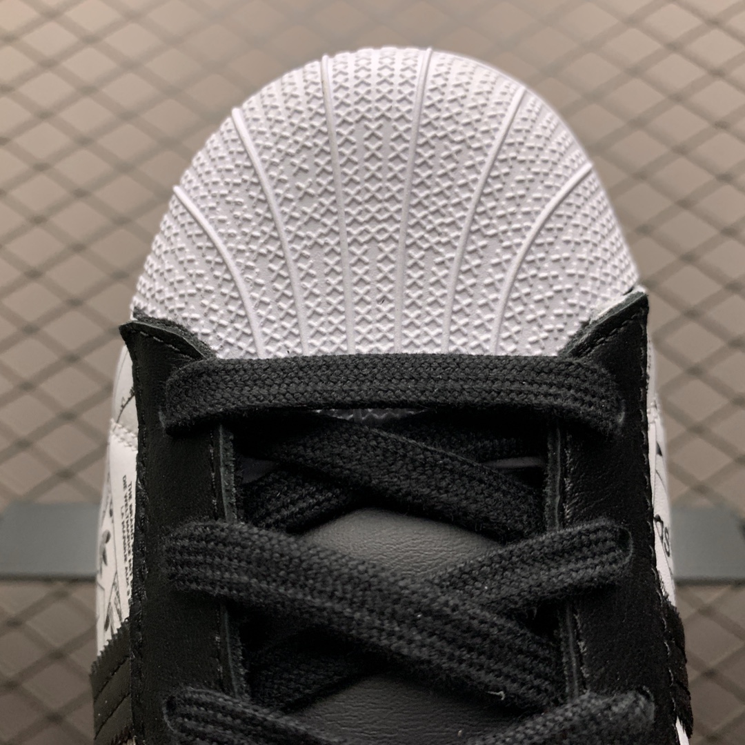 190 Adidas Superstar 贝壳头休闲运动板鞋 FV2819