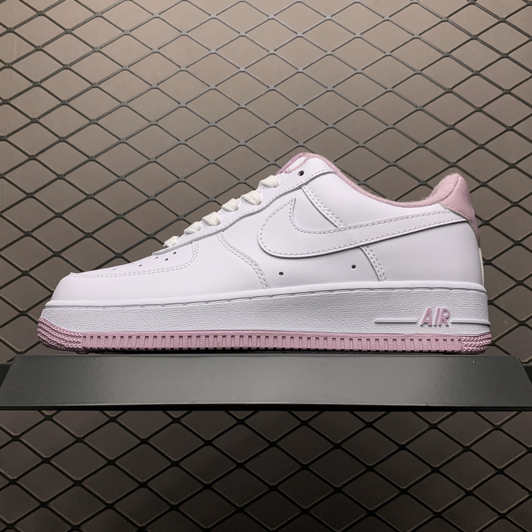 190 Nike Air Force 1 空军一号低帮休闲板鞋 CD6915-100