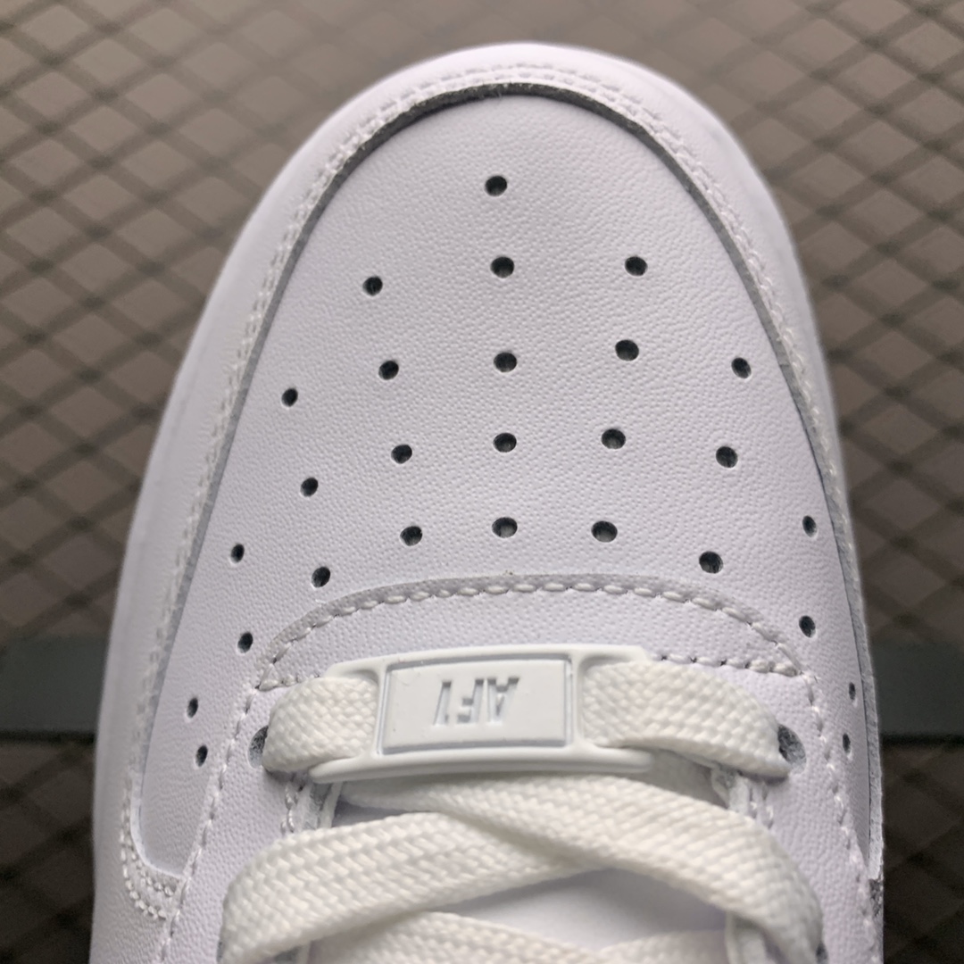 190 Nike Air Force 1 空军一号低帮休闲板鞋 CD6915-100