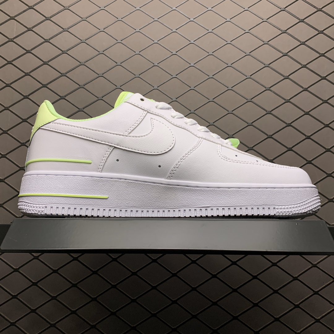 210 Nike Air Force 1 空军一号低帮运动休闲板鞋 CJ1379-101