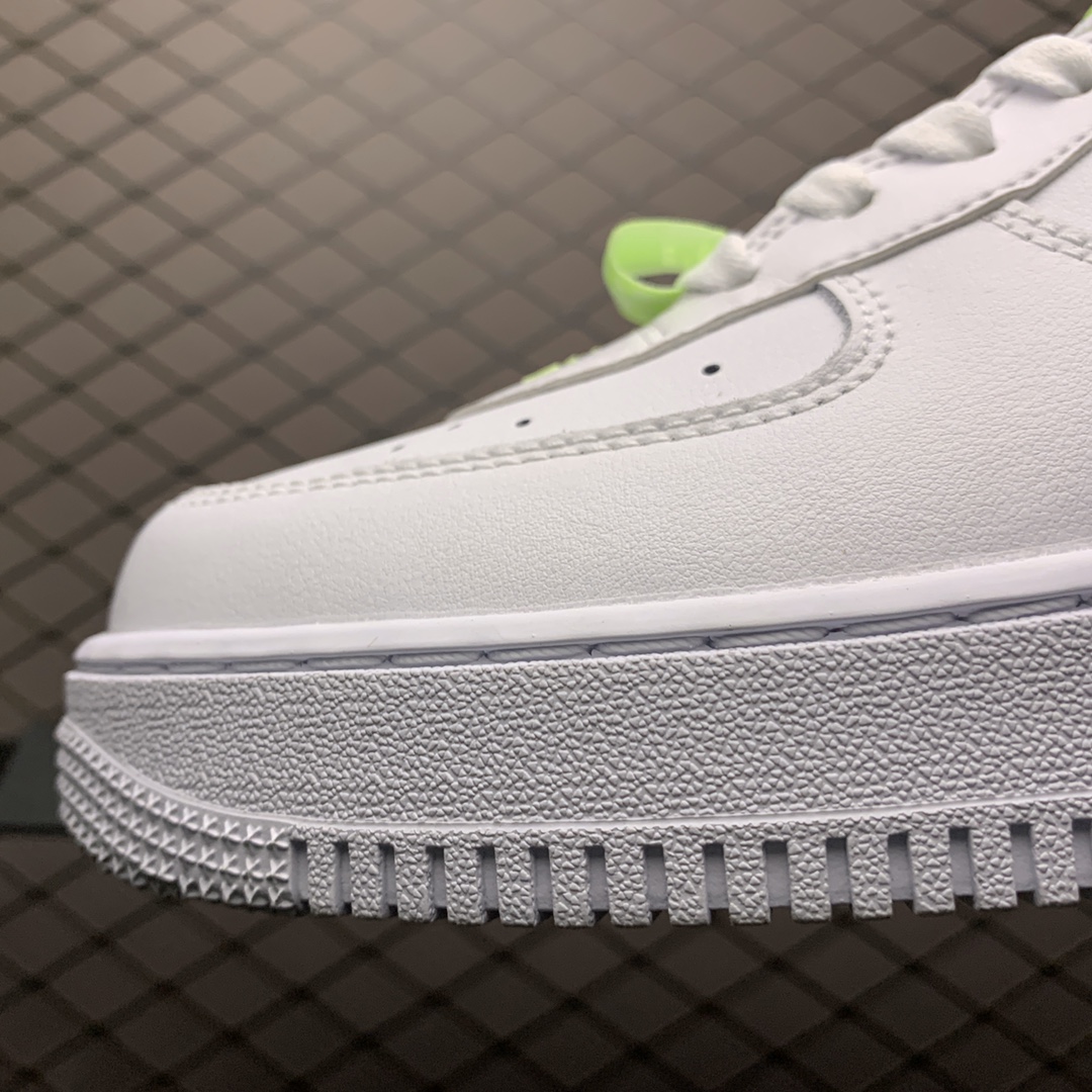 210 Nike Air Force 1 空军一号低帮运动休闲板鞋 CJ1379-101