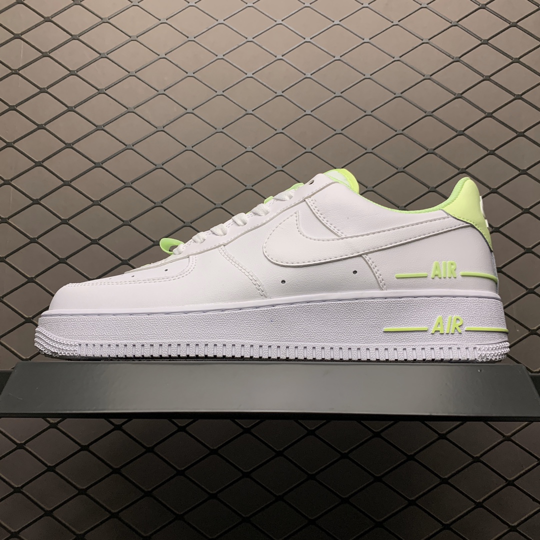 210 Nike Air Force 1 空军一号低帮运动休闲板鞋 CJ1379-101