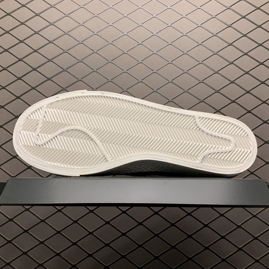 140 Nike SB Zoom Blazer Low 开拓者中性 低帮休闲板鞋 864374-600