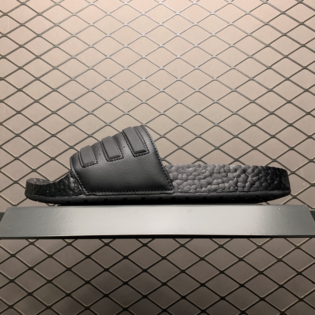 120 Adidas  Adilette Adilette Boost 爆米花中底 夏季休闲潮流拖鞋 EH2256 沙滩凉鞋