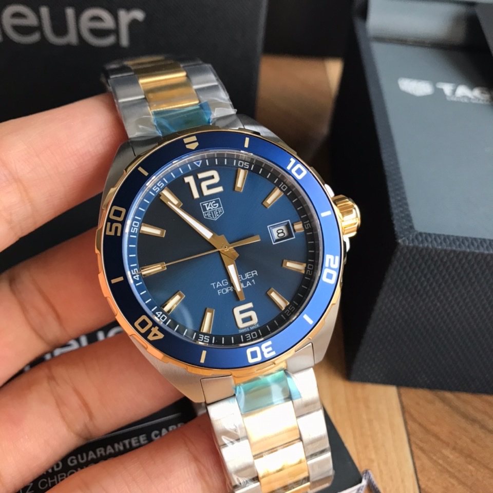 NO:727537,Counter inspection code can be customized. Batch: Original box: 50. New TAG Heuer high-value new online, hard goods. Original TAG Heuer, TAG Heuer F1 series quartz watch, counter RMB 10,000+. Sapphire mirror, super luminous hands, original movement, supports disassembly and inspection, ~41mm watch diameter. Ultra-high-difficulty brushed steel strap craftsmanship cannot be imitated, one watch and one code with hangtag, counter synchronization!  Brand new complete set of [color][color][color],,tag heue19860909可以订做专柜查验码 批:原盒:50 新款泰格豪雅高颜值新上线,硬货.Original Tagheuer,泰格豪雅F1系列 石英表,专柜1万+.蓝宝石镜面,超强夜光指针,原装机芯,支持拆机验货,～41mm表径.超高难度精钢拉丝表带工艺无法仿制,一表一码配吊牌,专柜同步！全新全套出[色][色][色],,tag heue,Watch