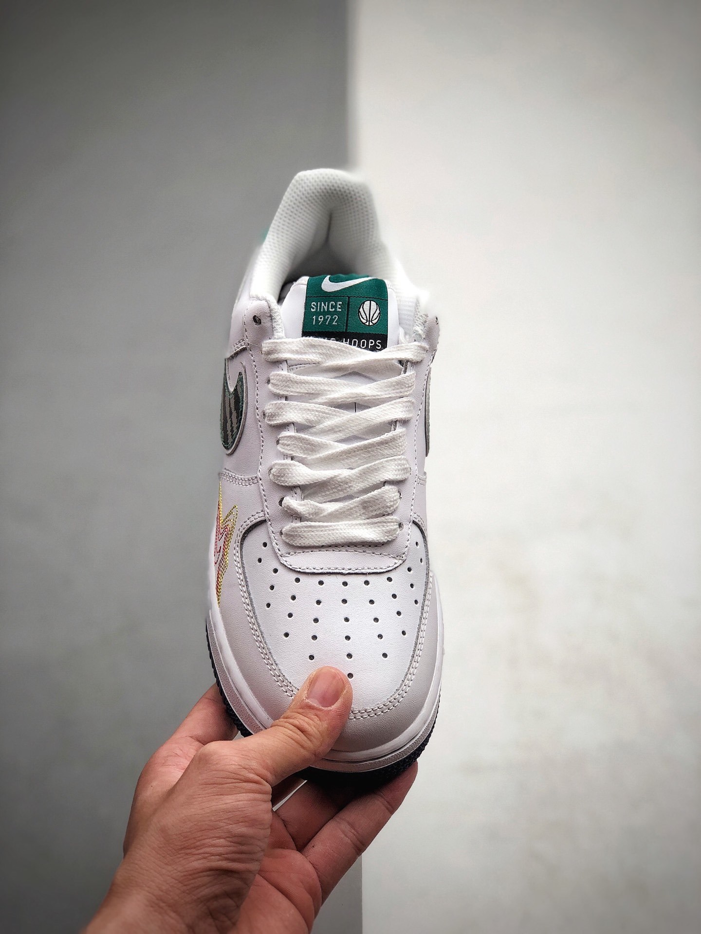 190 新品首发 耐克 Nike Air Force 1 Low 鸳鸯炫彩线勾 空军一号低帮百搭休闲运动板鞋669916-100-莆田鞋,莆田鞋货源,高仿鞋,高仿鞋货源,安福档口,莆田高仿鞋,莆田鞋批发,高仿鞋批发,莆田高仿运动鞋,高仿运动鞋,莆田运动鞋 190 新品首发 耐克 Nike Air Force 1 Low 鸳鸯炫彩线勾 空军一号低帮百搭休闲运动板鞋669916-100