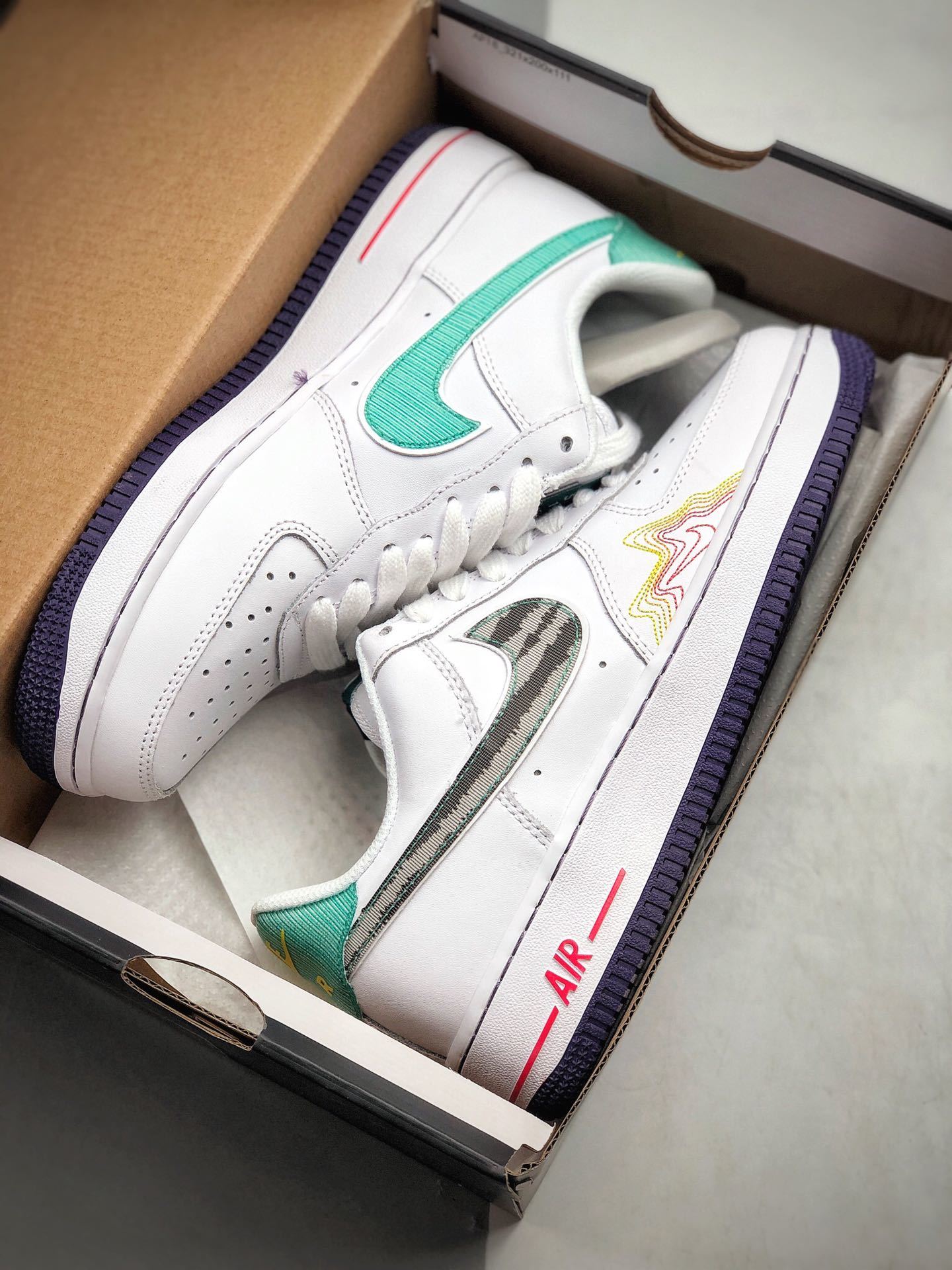 190 新品首发 耐克 Nike Air Force 1 Low 鸳鸯炫彩线勾 空军一号低帮百搭休闲运动板鞋669916-100-莆田鞋,莆田鞋货源,高仿鞋,高仿鞋货源,安福档口,莆田高仿鞋,莆田鞋批发,高仿鞋批发,莆田高仿运动鞋,高仿运动鞋,莆田运动鞋 190 新品首发 耐克 Nike Air Force 1 Low 鸳鸯炫彩线勾 空军一号低帮百搭休闲运动板鞋669916-100