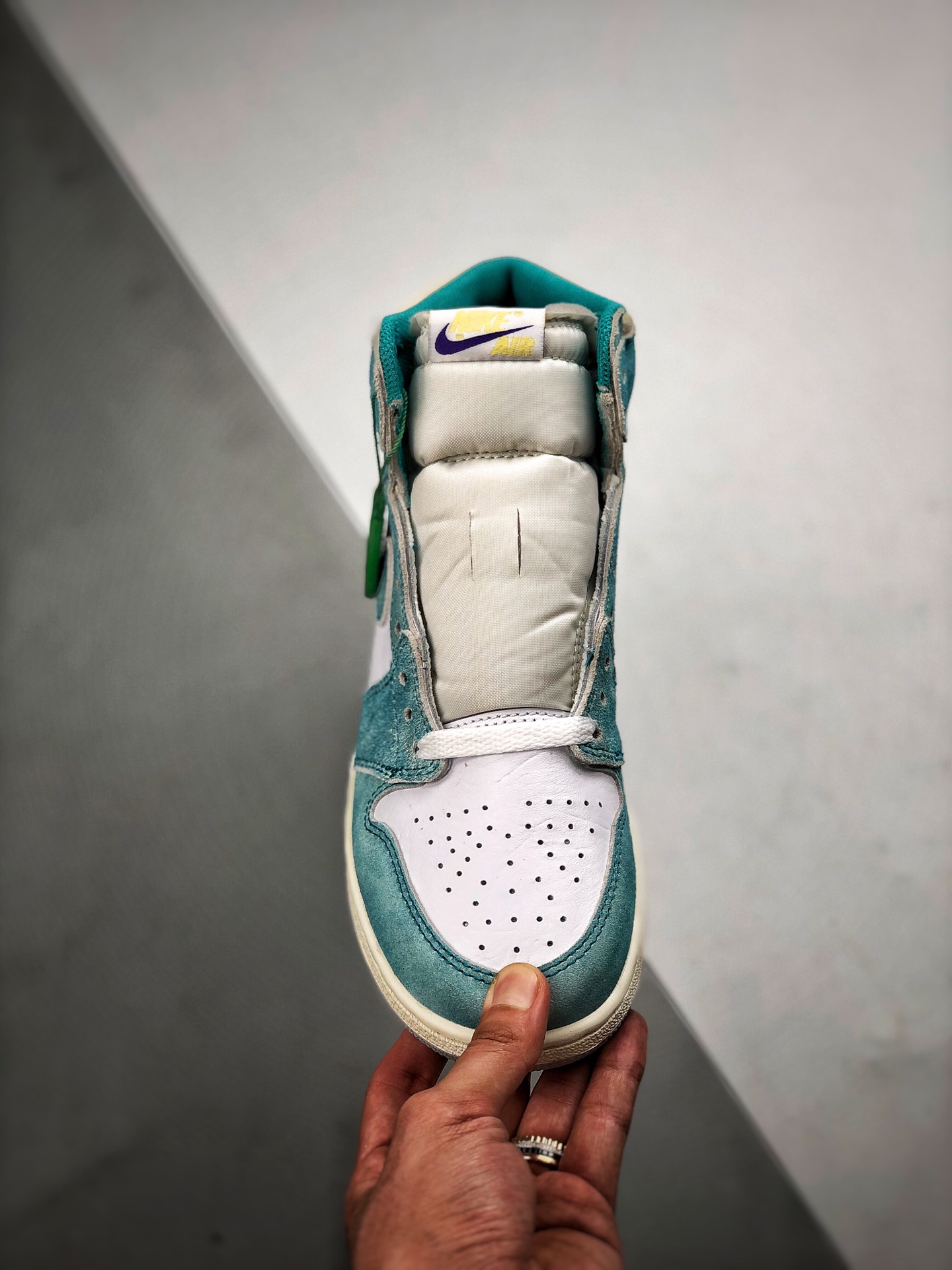 480  AirJordan 1 Retro High  ”Turbo Green” 蒂芙尼 / 白绿 货号：555088-311