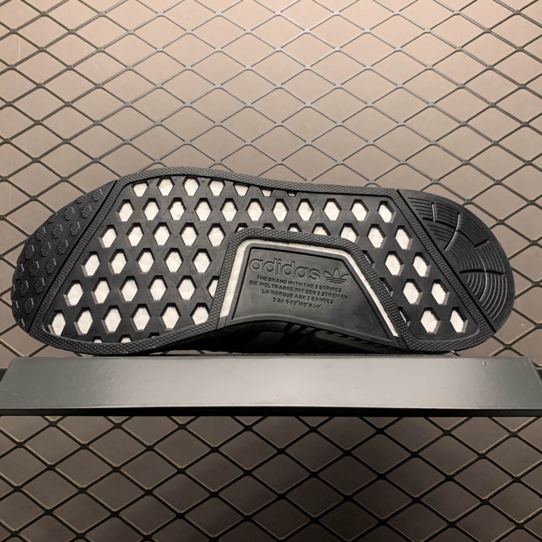210 Adidas 阿迪达斯 NMD Boost 爆米花超弹中底 FV3649 针织网面休闲跑步鞋