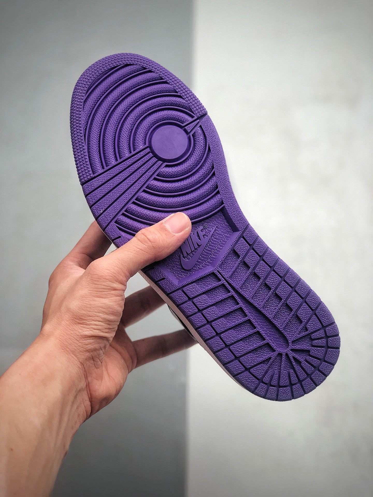 特价180 Air Jordan 1 Low 低帮 白紫AJ1 乔丹1代 aj1 乔1 低邦 白紫 乔丹篮球鞋系列 553558-500-莆田鞋,莆田鞋货源,高仿鞋,高仿鞋货源,安福档口,莆田高仿鞋,莆田鞋批发,高仿鞋批发,莆田高仿运动鞋,高仿运动鞋,莆田运动鞋 特价180 Air Jordan 1 Low 低帮 白紫AJ1 乔丹1代 aj1 乔1 低邦 白紫 乔丹篮球鞋系列 553558-500