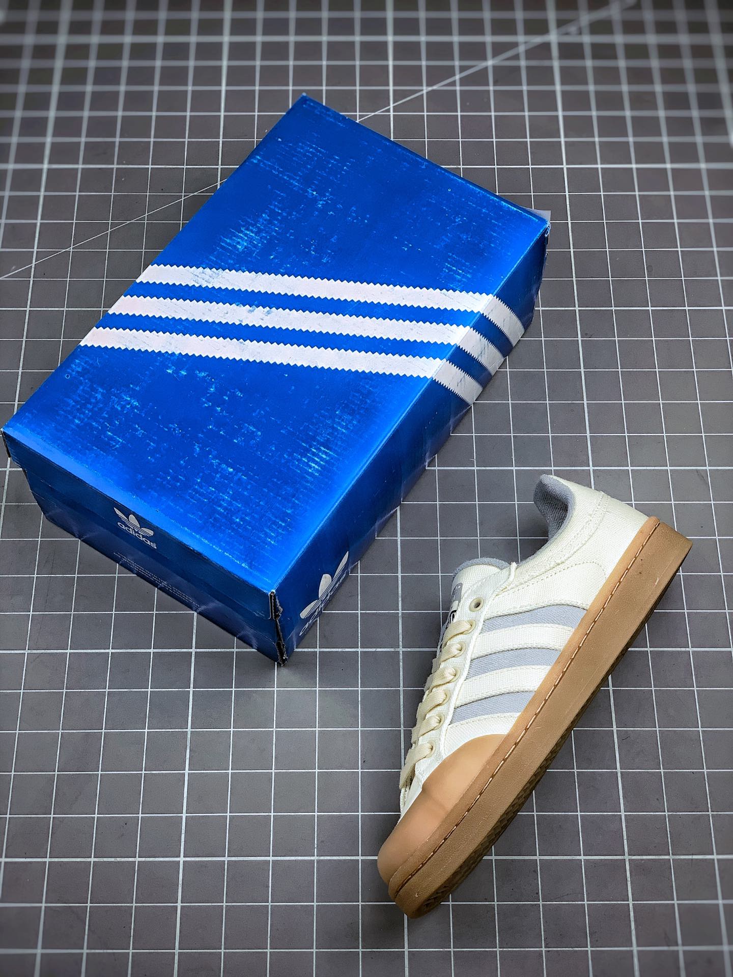 160 Beastit x Adidas Americana Low 野兽男孩乐队休闲板鞋 校园联名  货号：FV9906