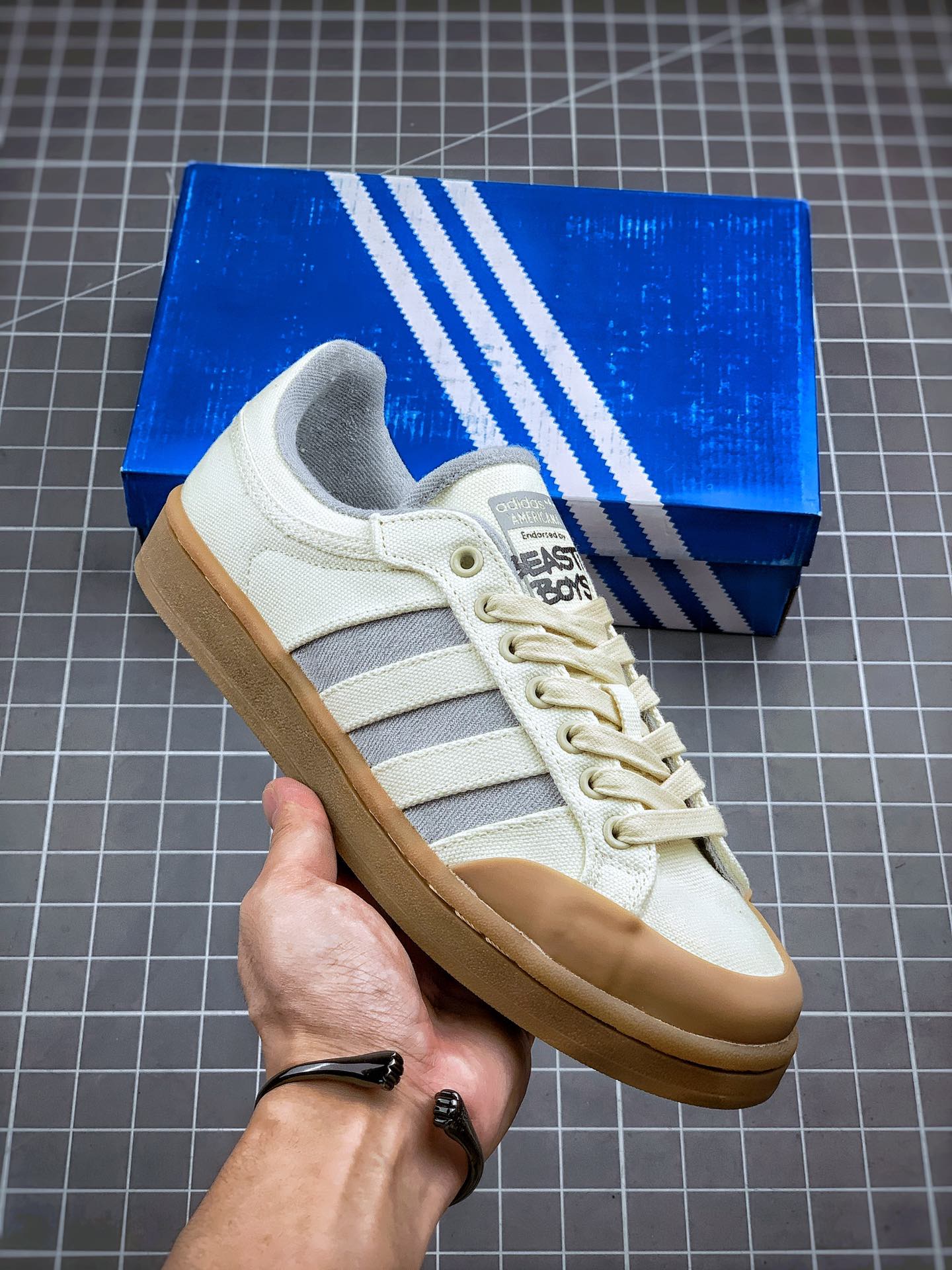 160 Beastit x Adidas Americana Low 野兽男孩乐队休闲板鞋 校园联名  货号：FV9906