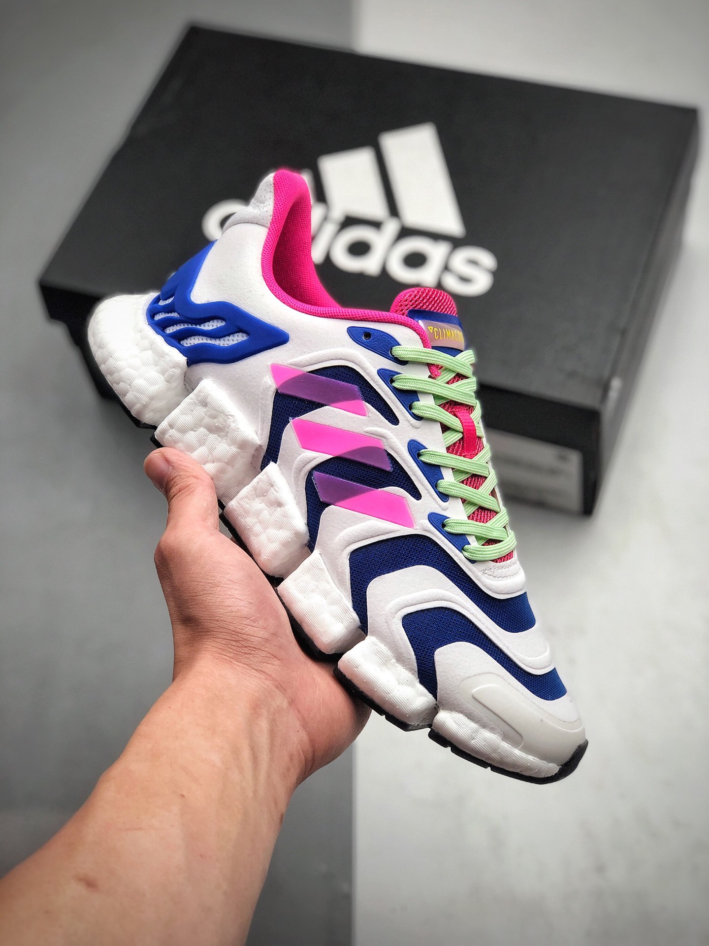 210 Adidas 阿迪达斯 Climacool 清风 爆米花大底系列轻跑鞋  货号：FX7847