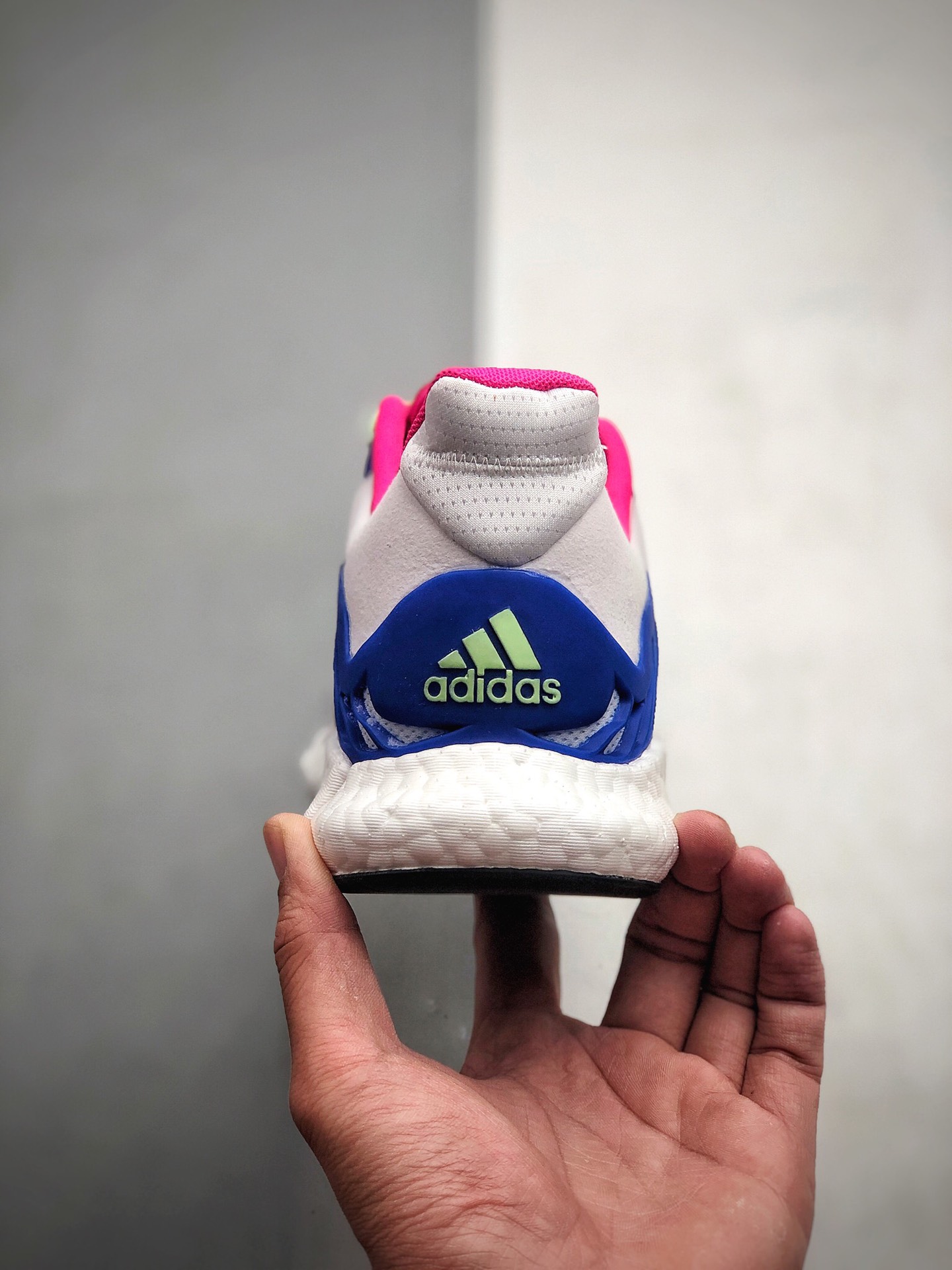 210 Adidas 阿迪达斯 Climacool 清风 爆米花大底系列轻跑鞋  货号：FX7847