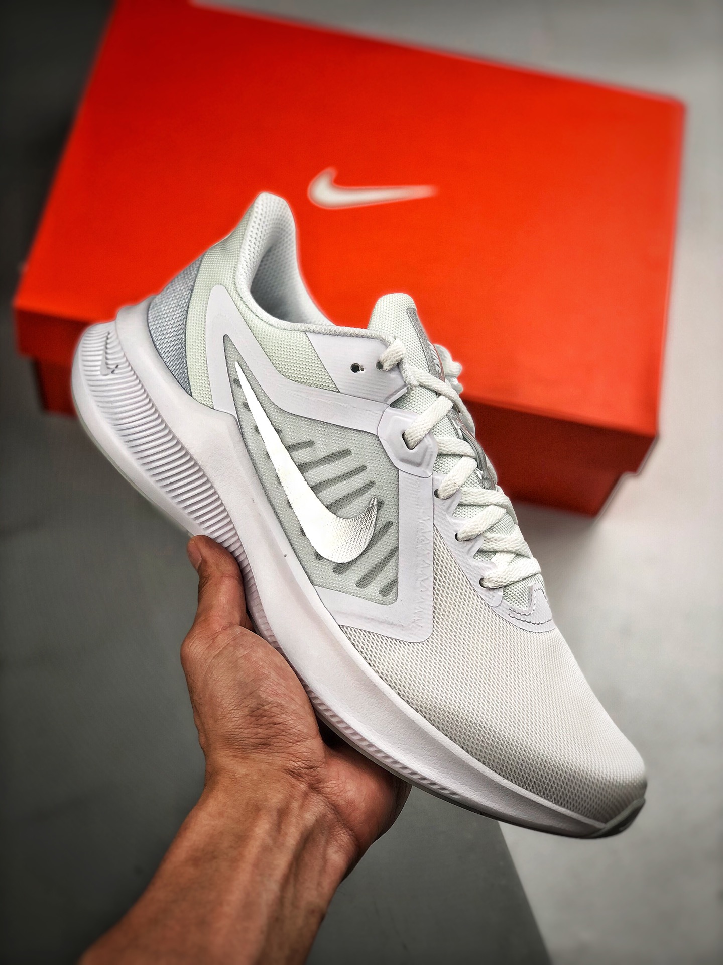 170 Air Zoom Running 白银 网透面气 训跑练步鞋 CJ0302-601