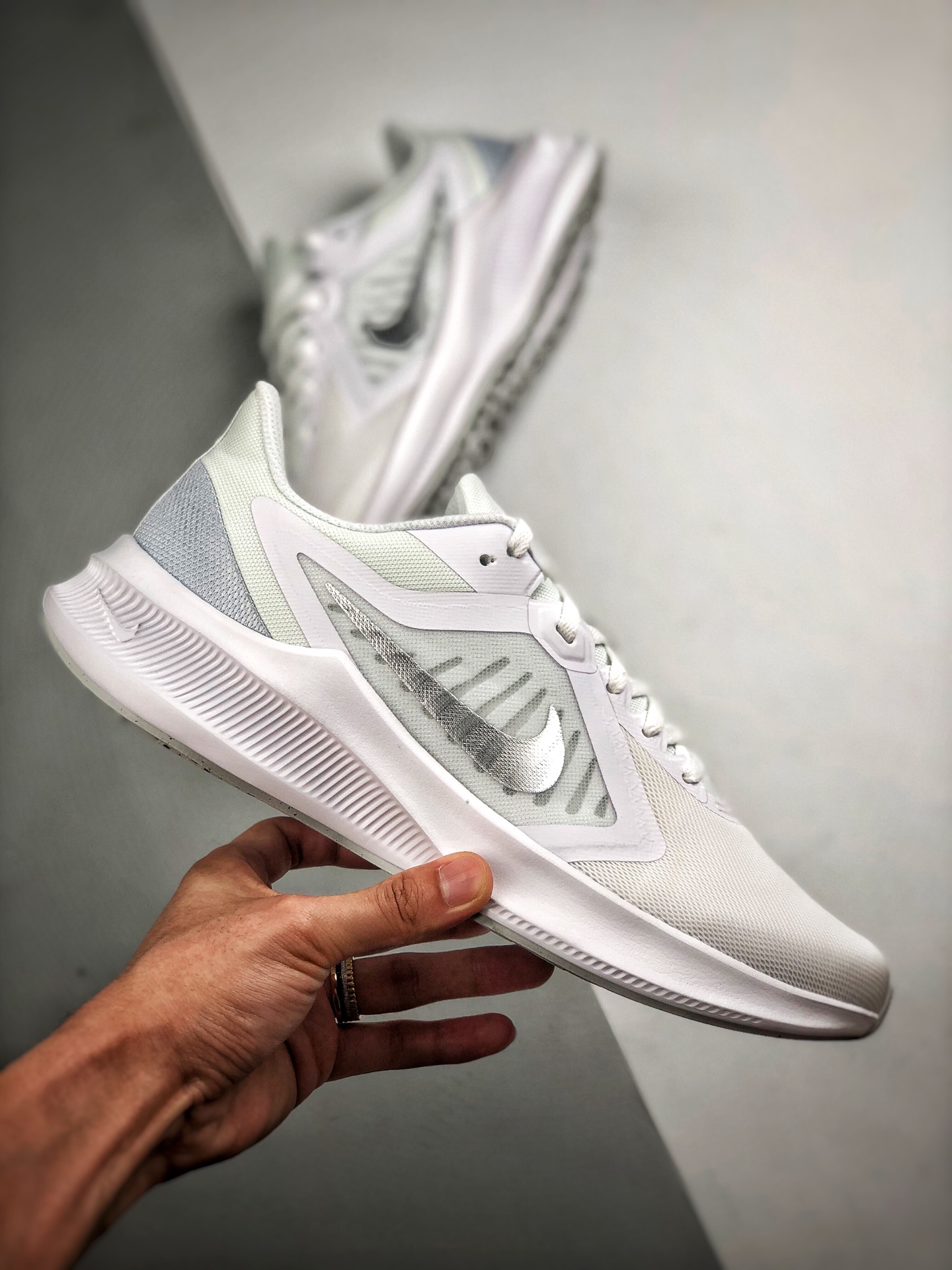 170 Air Zoom Running 白银 网透面气 训跑练步鞋 CJ0302-601