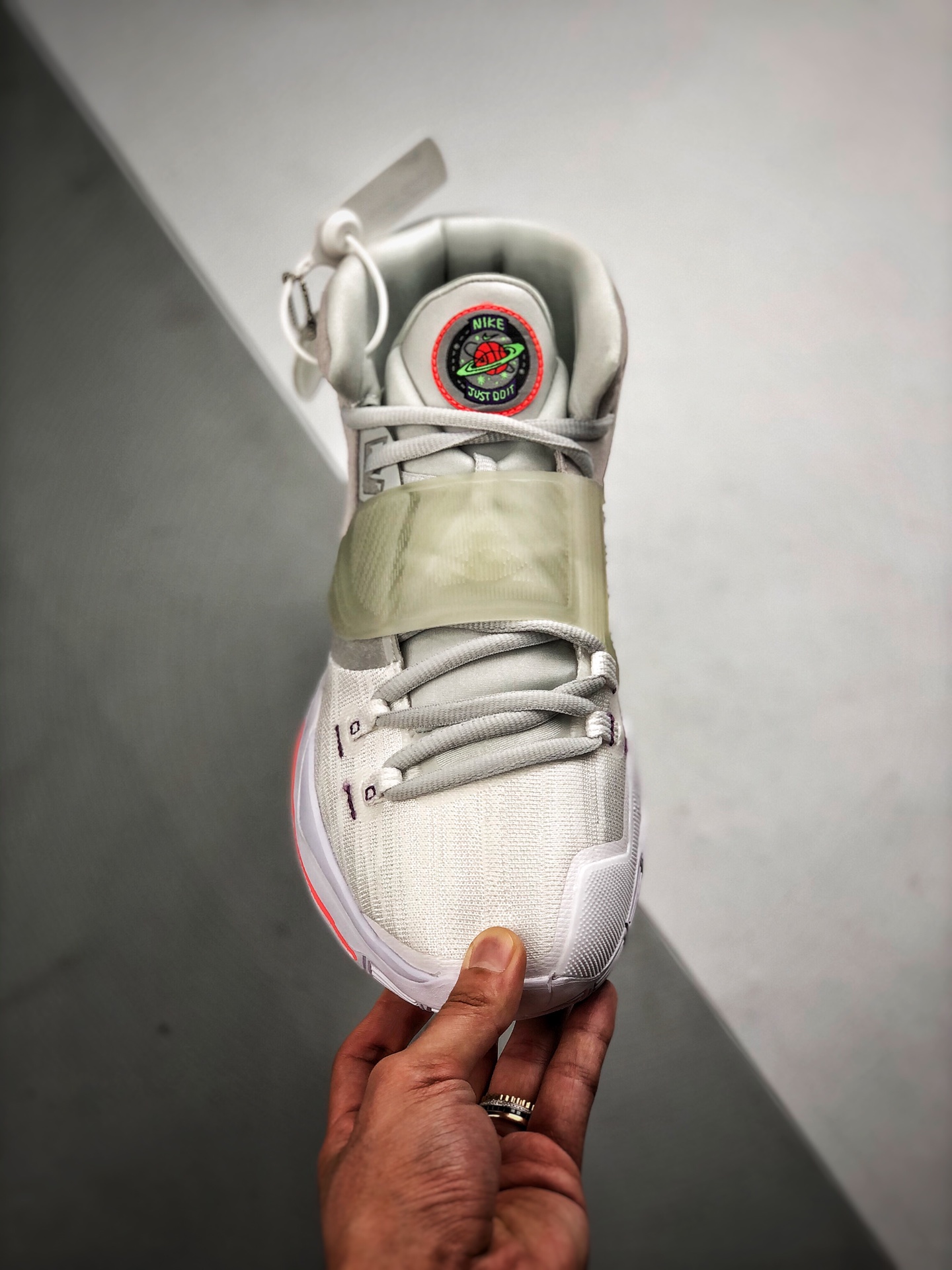290 Nike Kyrie 6 ”篮球之星” 夜光魔术绑带 灭世纯原出货  市场唯一真纯原