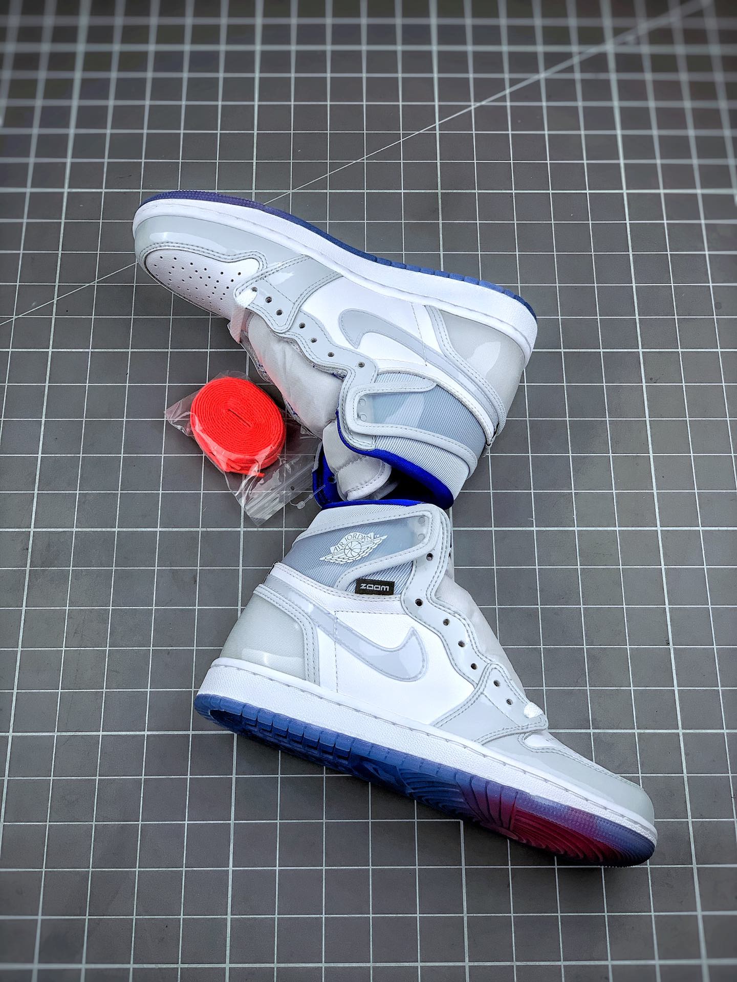 460 Air Jordan 1 Zoom R2T “Racer Blue” 灰白小迪奥 CK6637-104