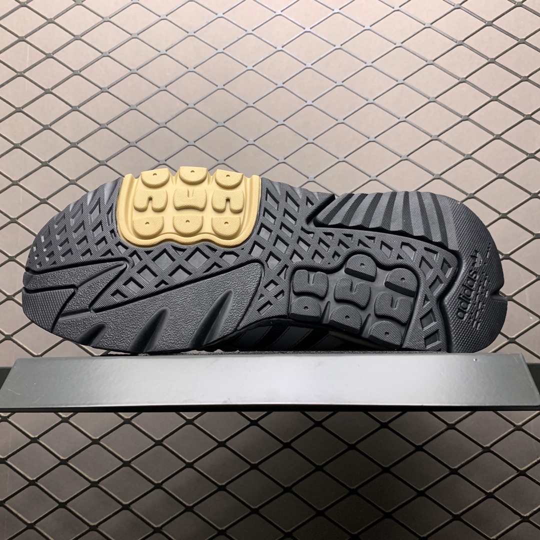 210 Adidas 阿迪达斯 Nite Jogger Boost 夜行者真爆大底复古跑鞋 FV4280