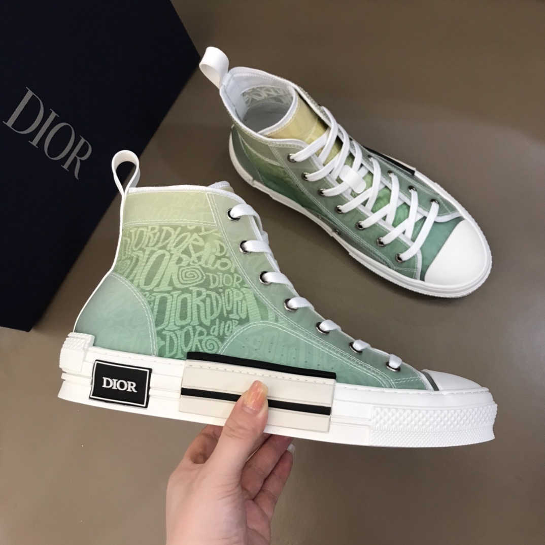 Dior情侣款Kwas2020ss系