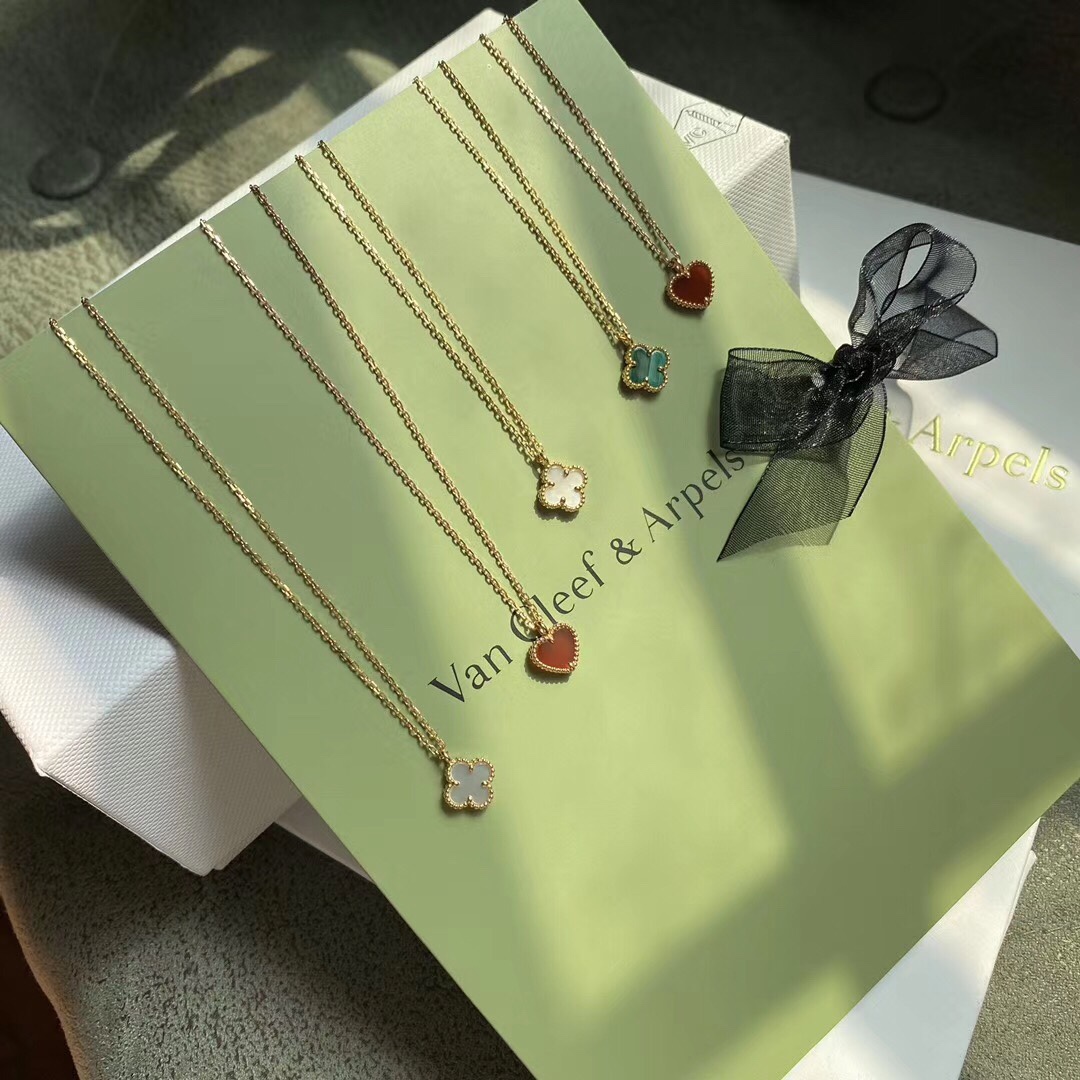 Van Cleef & Arpels 520礼物专辑